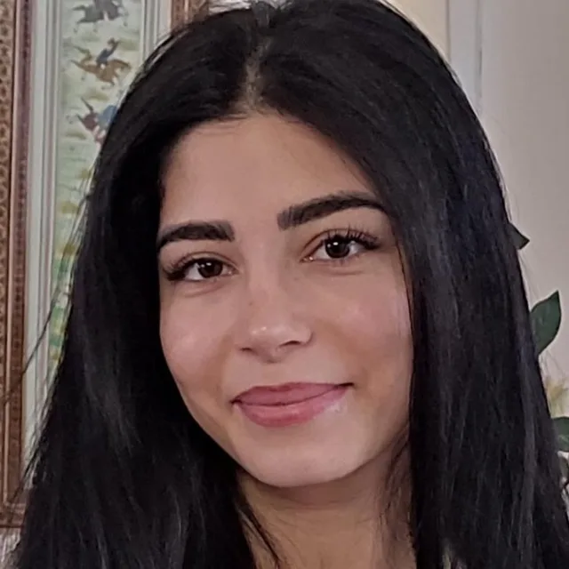 Aylin Aghkandi