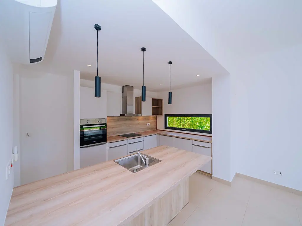 Villa in Bustani